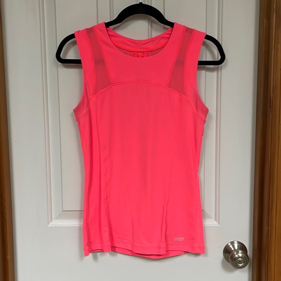 Lorna Jane top - Picture 1 of 7